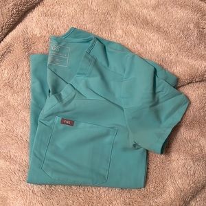 Neon blue figs scrub set
